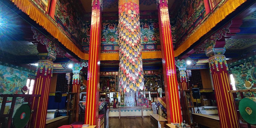 A picture of Karma Gon Monastery, one of the best Buddhist Monasteries in Kolkata.