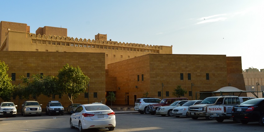 National museum is among the best places to visit in Saudi Arabia showcasing history, culture, and heritage.