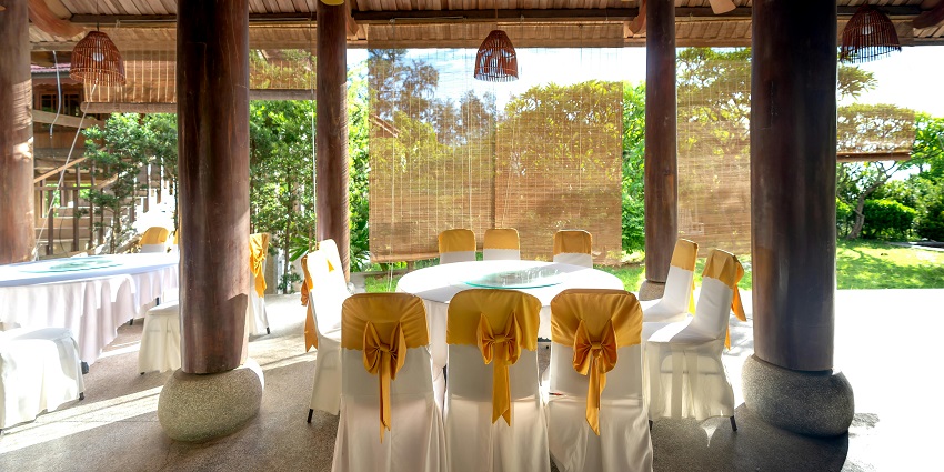 Kingfisher Resort features scenic views and relaxation, perfect for a private party