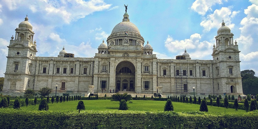 A glimpse of the Victoria Memorial in Kolkata is a tourist attraction near Pailan Temple.