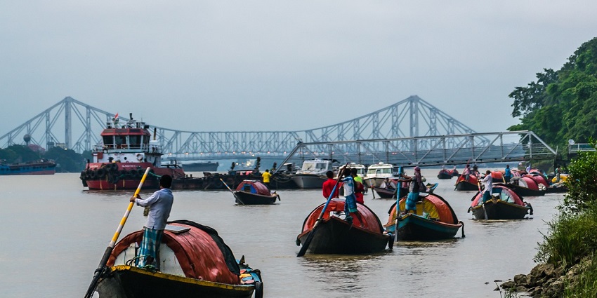 A picture of Kolkata Dockyard, known as one of the most haunted places in Kolkata