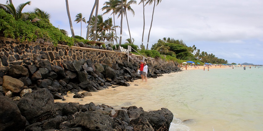 A picture of a romantic Lanikai Beach with crystal-clear waters for Valentines Day in Hawaii.