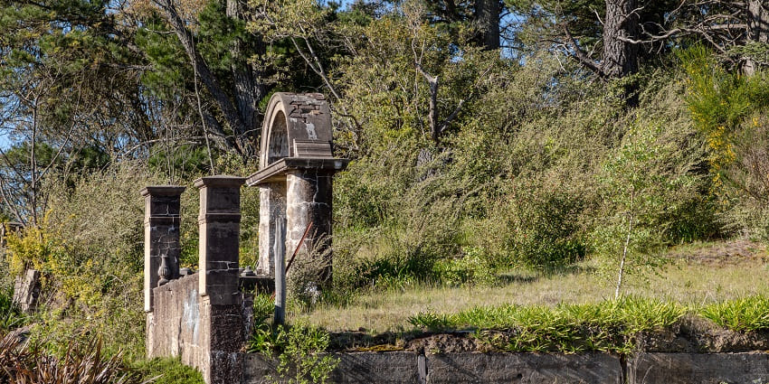 Scenic view of the gardens of Leura, a place to visit near the national park in Australia.