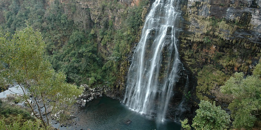 An amazing view of Blyde River along with Lisbon waterfalls.