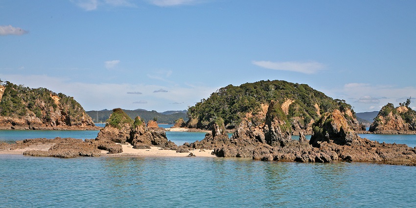 The rock structures in the Bay of Islands in New Zealand