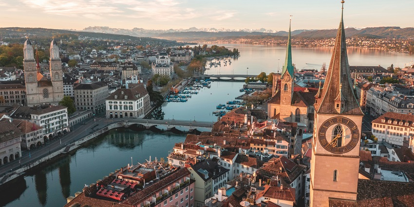 Lindt Chocolate Museum in Kilchberg with stunning lakeside views and architecture.