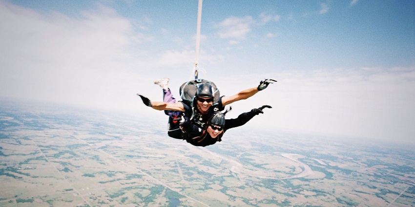 Skydiving in Paris offers thrilling jumps with stunning aerial views of the city.