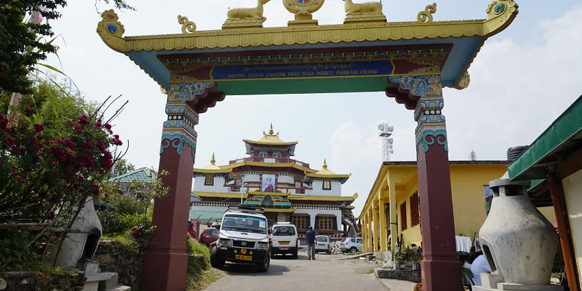 A view of Gateway to Durpin Monastery in Kalimpong, showcasing traditional architecture.