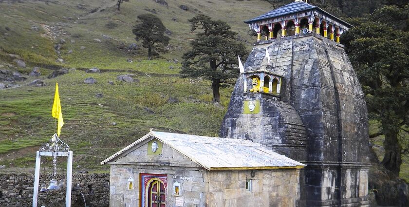 A complete view of the architecture of the Madmaheshwar Temple in Uttarakhand.