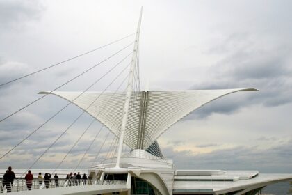 Exterior view of the Milwaukee Art Museum with its iconic white-winged architecture.