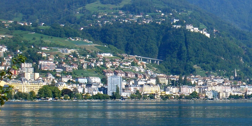 Exquisite lakeside town is known for its music festival and vineyards