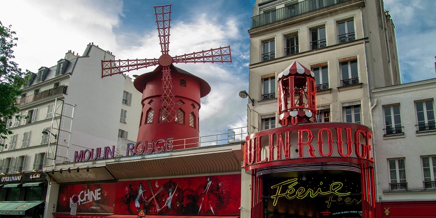 Enjoy a lively Moulin Rouge cabaret and scenic Seine river cruise with your partner.