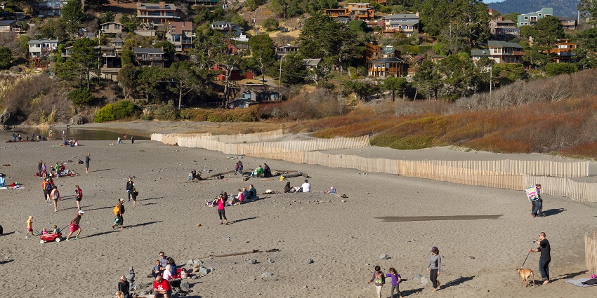 An image showing a view of Muir Beach, a popular beach located in the Bay Area in California.