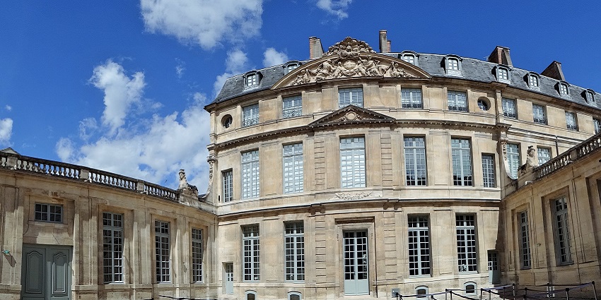 The Musée Picasso Museum displaying a vast collection of Picasso’s works and artifacts.