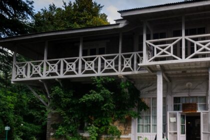 A representative image of the historic Nandan Art Gallery And Museum, Santiniketan.