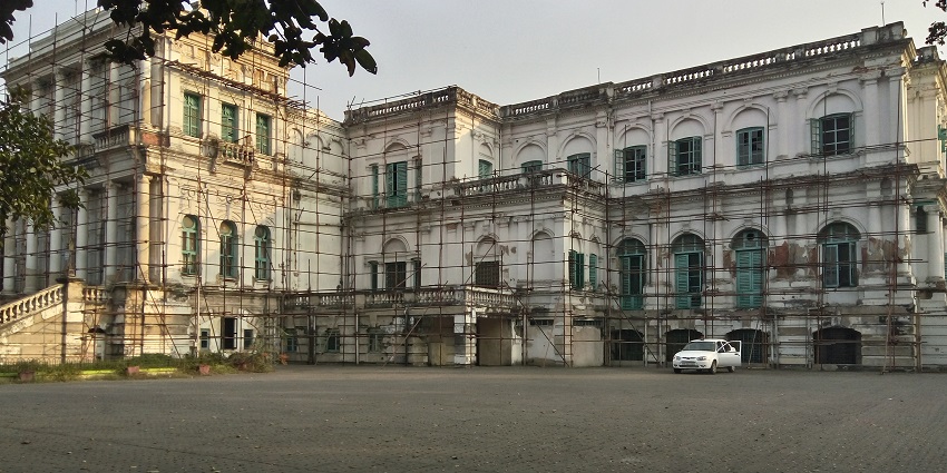 A picture of the National Library, which is one of the top haunted Places in West Bengal.