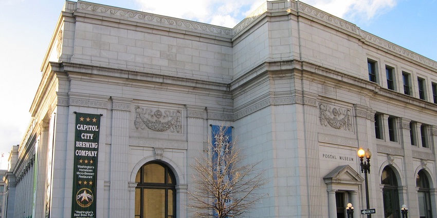 An image of the majestic entrance to the National Postal Museum in Washington.
