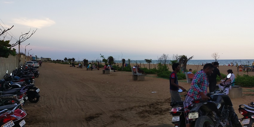 A view of Neelankarai Beach, the destination for families looking for beaches in Tamil Nadu.