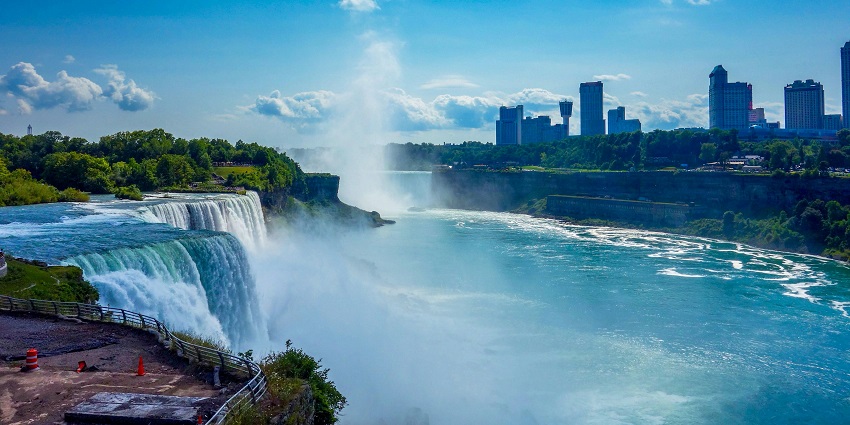 The view of Horseshoe Falls from the Presidential Suite of the Hotel Sheraton Fallsview.