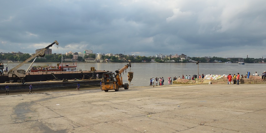 A picture of Nimtala Burning Ghat, which is one of the top haunted Places in West Bengal.