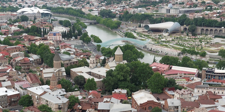 Charming area with cobbled streets, traditional houses, and historic sites.