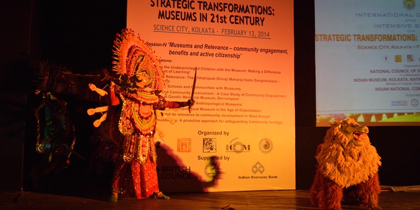 Image of a performance on stage held by the museum community in Kolkata for Purulia Science Museum