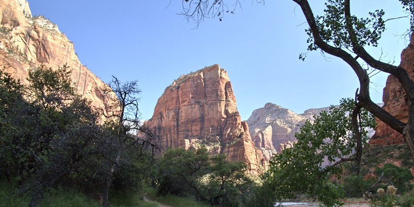 An image showing a view of Angels Landing in the Zion National Park