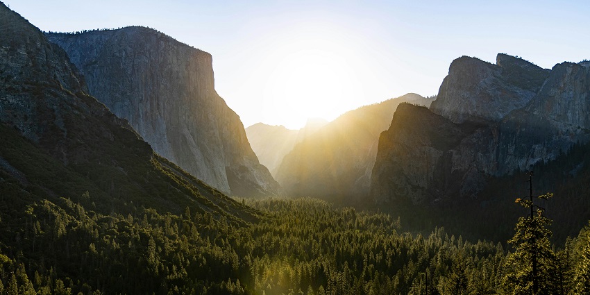 An image of a waterfall which resembles the view of Yosemite Falls, located in California.