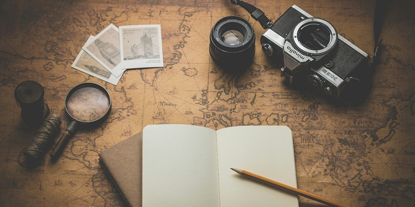 An image of travel things necessary for scuba diving in Kolkata, West Bengal, India.