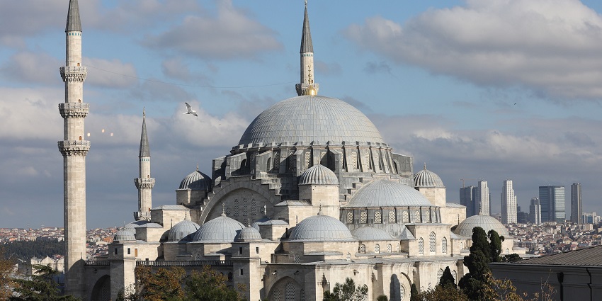When visiting the Suleymaniye Mosque in Turkey follow the photography rules.