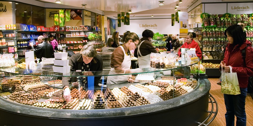 Follow the photography rules when visiting the Lindt Chocolate Museum in France.