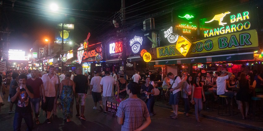 Snapshot from the outside of the bar in the nightcity of Krabi in Thailand
Viewers of this file can see comments and suggestions
