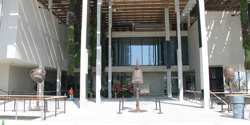 A glimpse of Perez Art Museum near the Phillip & Patricia Frost Museum of Science.