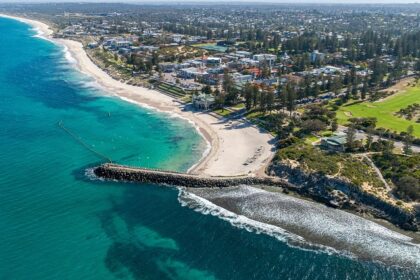 Discover the top Perth Beaches for relaxation, adventure, and family fun