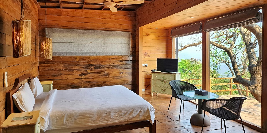 An image of a scenic resort offering comfortable stays and adventure activities.