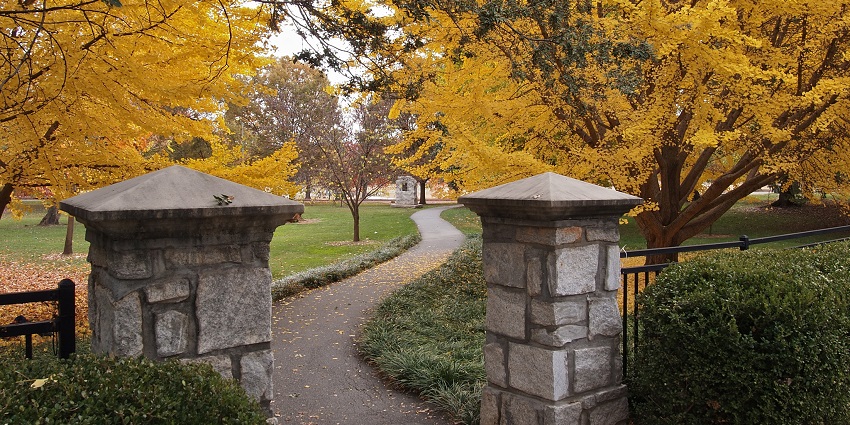 Explore Piedmont Park, an urban park with trails, sports fields, and events.