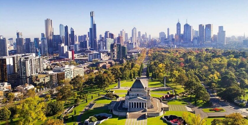 Explore the places to visit in Melbourne, where history and modern vibes collide.