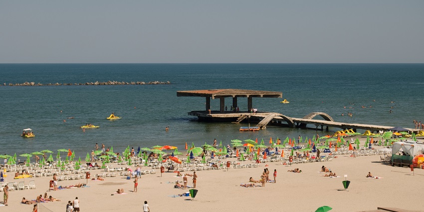 Mamia pontoon bridge with a wooden structure where you can enjoy Romania nightlife.