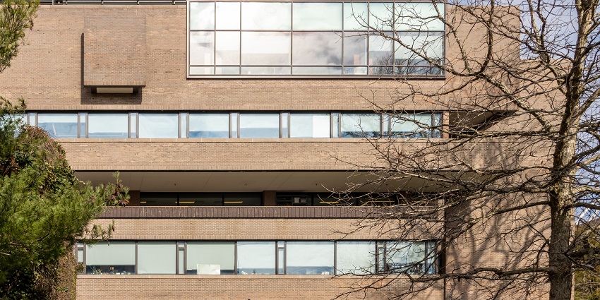The Jadwin Hall inside the Princeton University, headquarters of Physics, built-in 1970.