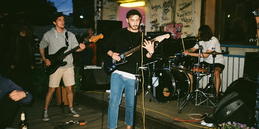 Pune Guitar Festival expands on the love for guitar to everyone.