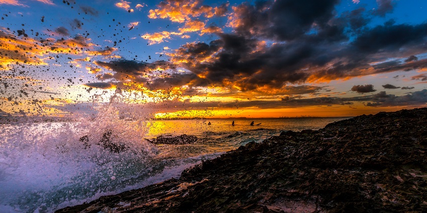 The breathtaking Rainbow Bay with its colourful hue of sky near the Coolangatta Beach
