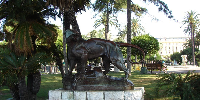 Tranquil Park offers lush greenery and scenic surroundings.