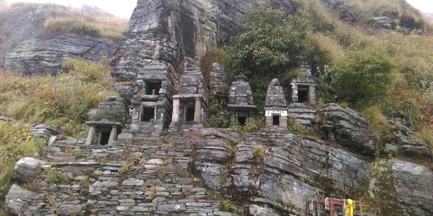 This temple is a unique temple among the enchanting Uttarakhand temples.
