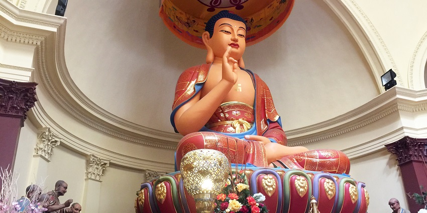 An image of the Sakyamuni Buddha Monastery, among the famous monasteries in Kalimpong.