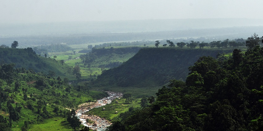 Image of the Murti River flowing through a valley, near the Buxa Fort West Bengal border.