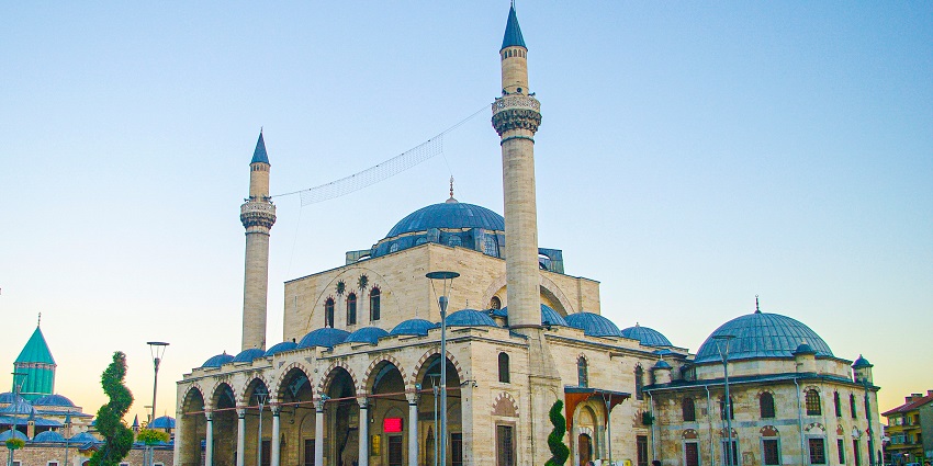 Magnificent mosques in Turkey with a grand dome and intricate interior designs.