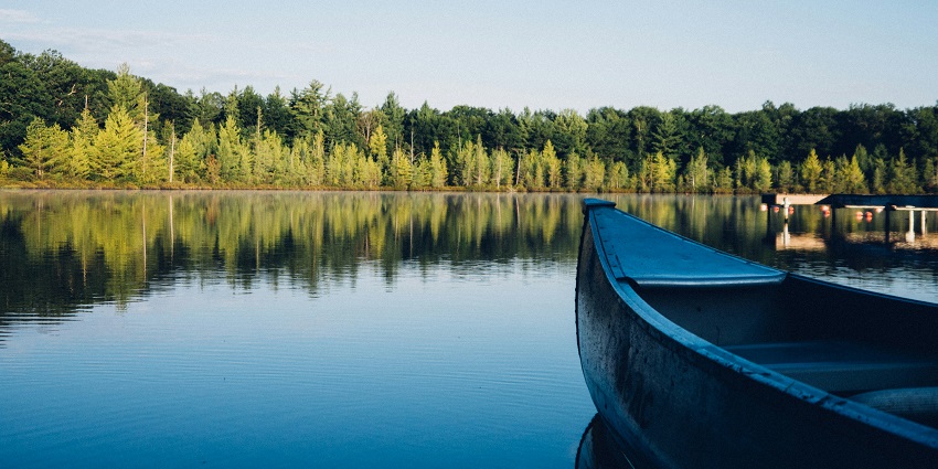 A picture of the tranquil Senchal Lake, which is one of the serene destinations.