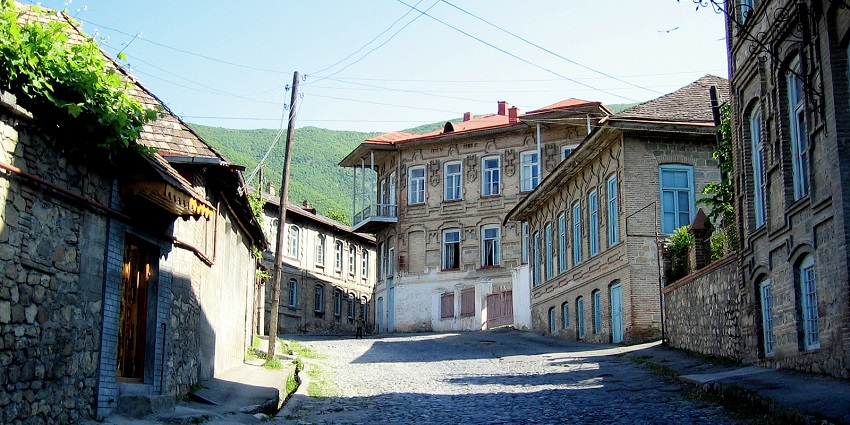 Picturesque town, famous for its historic architecture and natural beauty.
