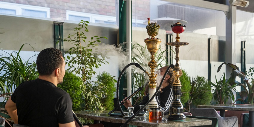 An image of Shisha in Kolkata, one of the best places to experience nightlife in Kolkata.