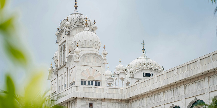 Discover the peaceful vibes of temples in Australia at Sikh Gurdwara Perth